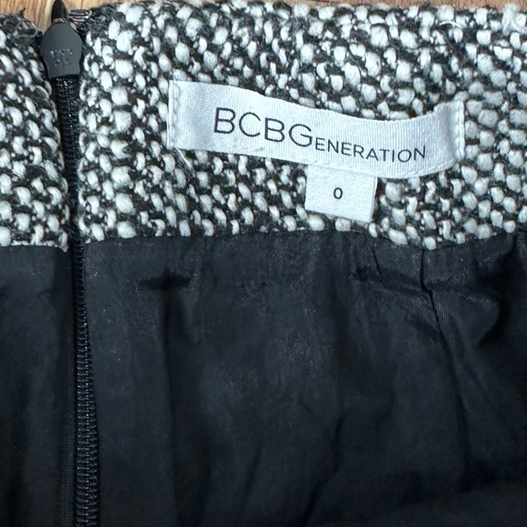BCBG wool tweed embellished mini skirt 0 - Picture 10 of 14